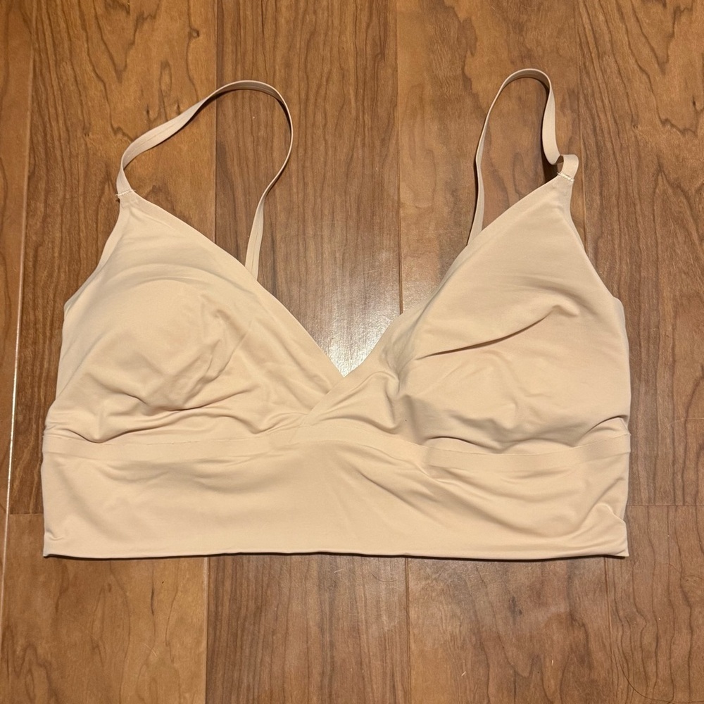 ABERCROMBIE & FITCH | Next to Naked Bra Nude Almond XL - Picture 1 of 3